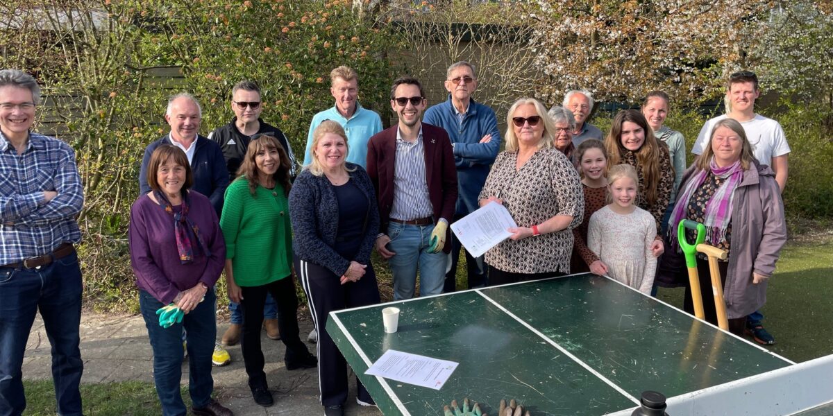 Bewoners Hoge Mors vergroenen Berylplein