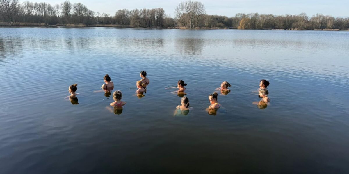Zwemstad Leiden wil legalisatie van zwemmen in binnenstad