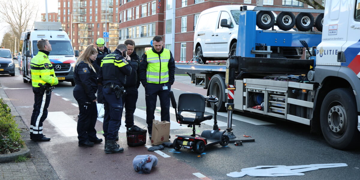 Bestuurder scootmobiel overleden aan gevolgen aanrijding