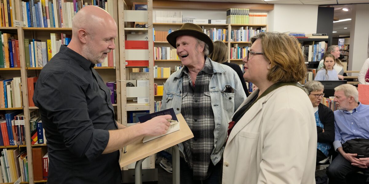 Stadsdichter vangt 'Stem van de Stad' in bundel
