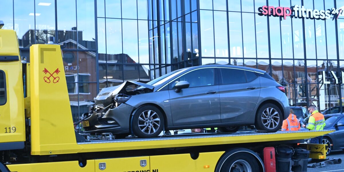 Flinke schade bij kopstaartbotsing Wassenaar