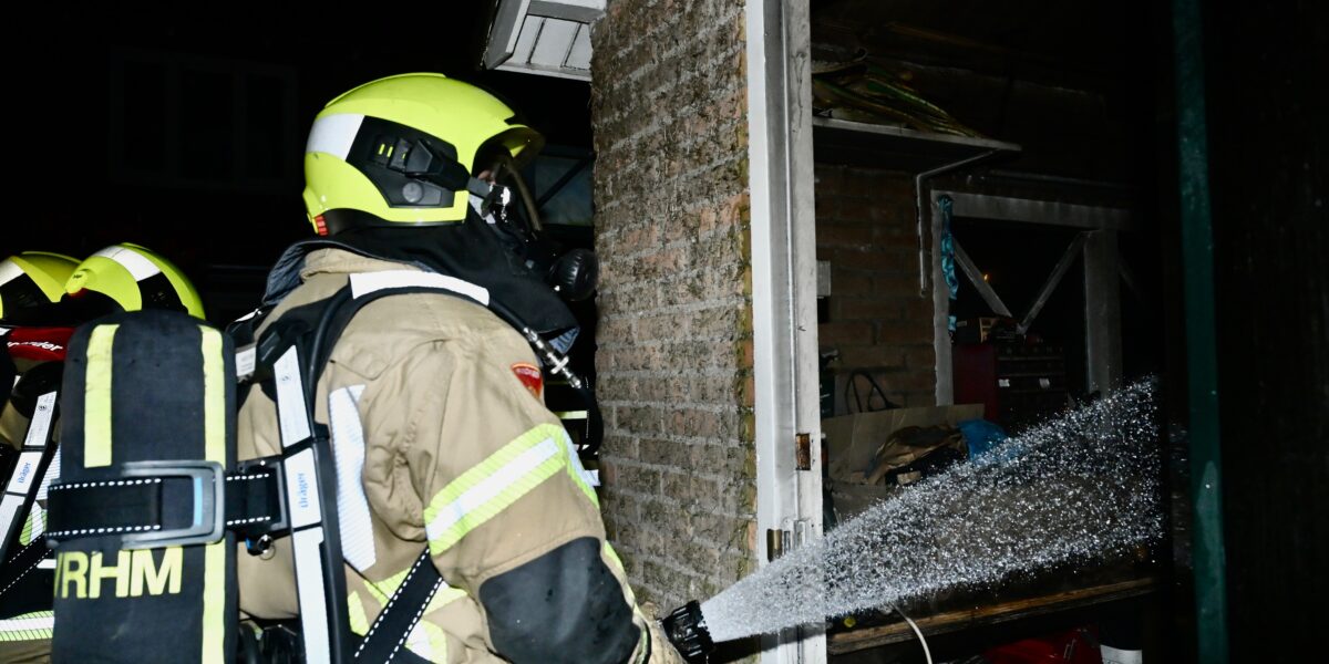 Brand in schuur door accu elektrische scooter