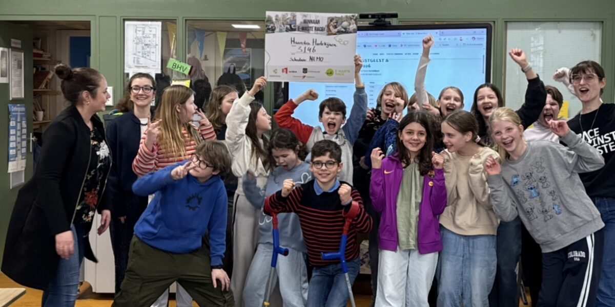 Harlekijnen van basisschool Haanstra winnen E-waste Race