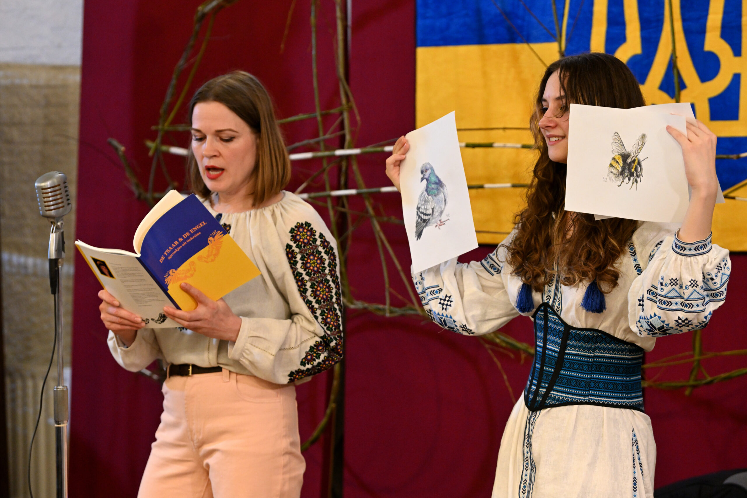 Er werden ook Oekraïnse sprookjes voorgedragen.