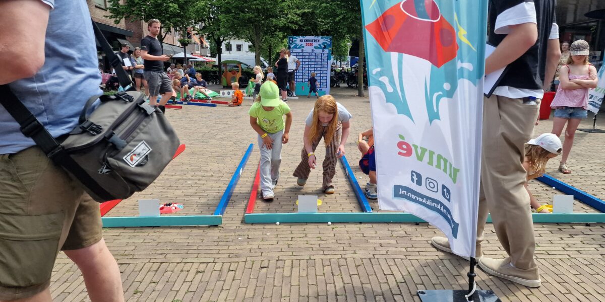 Voorschotense jeugd strijdt om winst bij NK Knikkeren