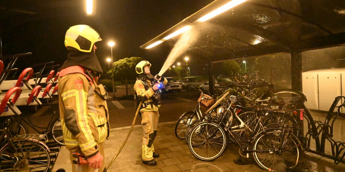 Opnieuw brandstichting bij station de Vink