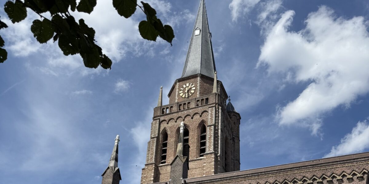 Voorschotense dorpsklok wordt wat zachter gezet
