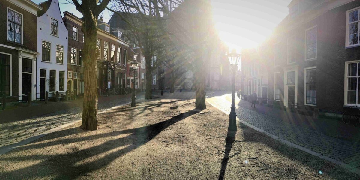 Nieuwe editie Beelden in Leiden opent dinsdag op de Hooglandse Kerkgracht