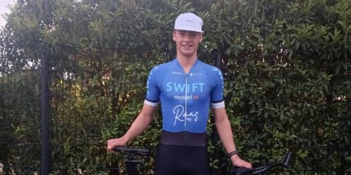 Leidenaar Teije van de Burgh verpulvert 13 jaar oud wielerbaanrecord