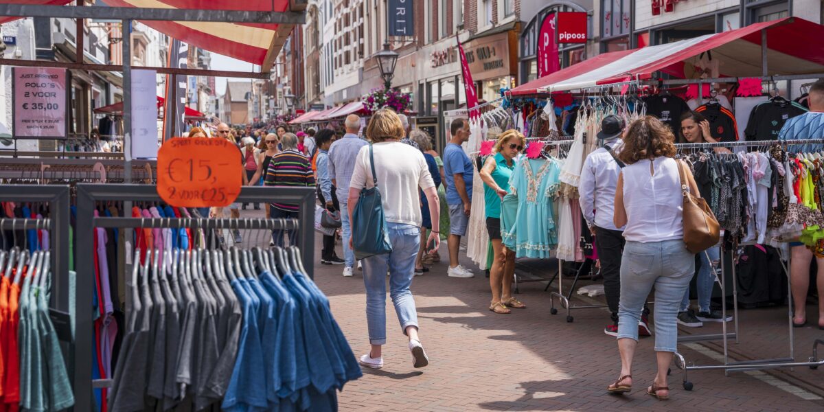 Jaarmarkt in Haarlemmerstraat gaat niet door vanwege hitte