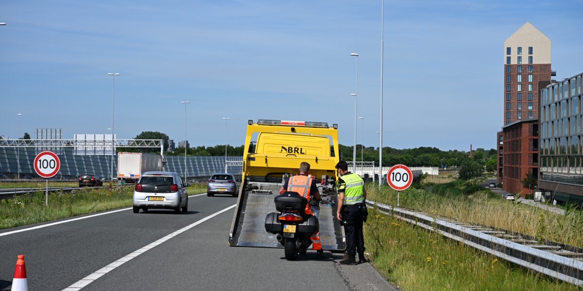 Motorrijder gewond bij valpartij op A4