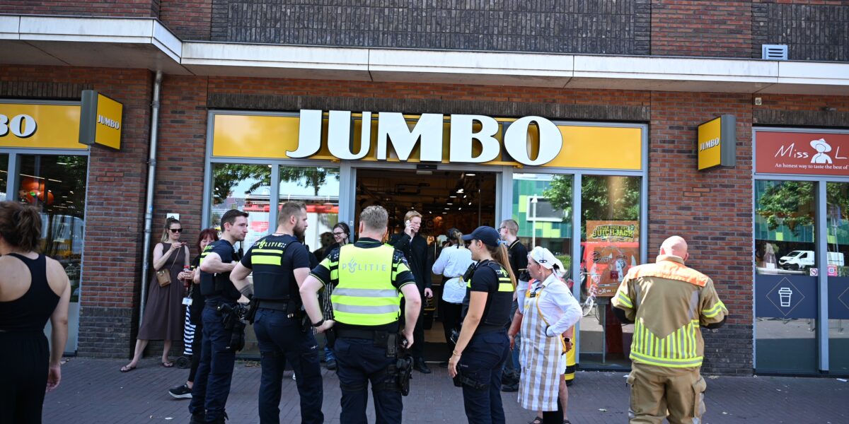 Supermarkt Oegstgeest ontruimd