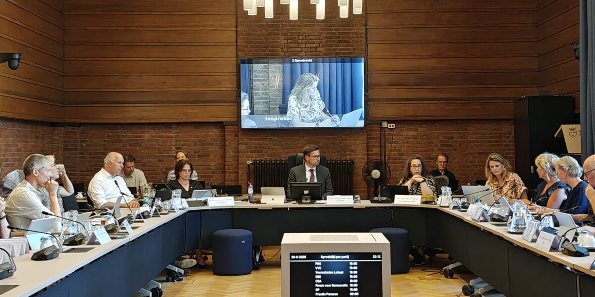 Kritiek op regiovisie specialistische jeugdhulp Voorschoten