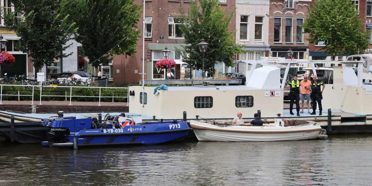 Leiden vraagt aandacht voor regels op het water