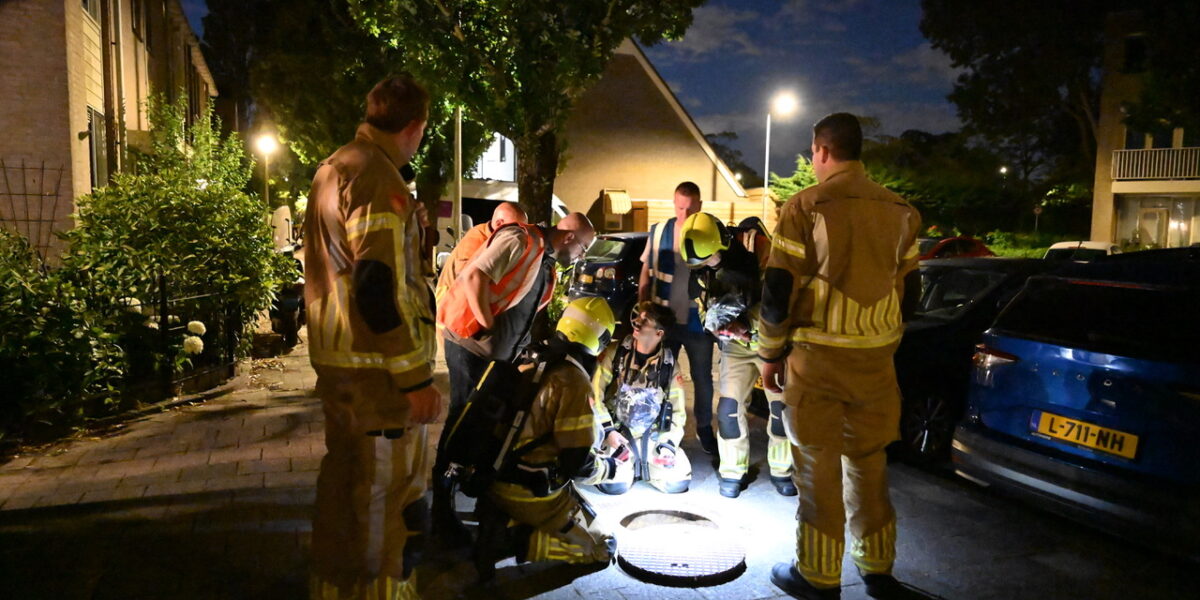 Brandweer druk met gaslucht in woningen Aletta Jacobsplantsoen