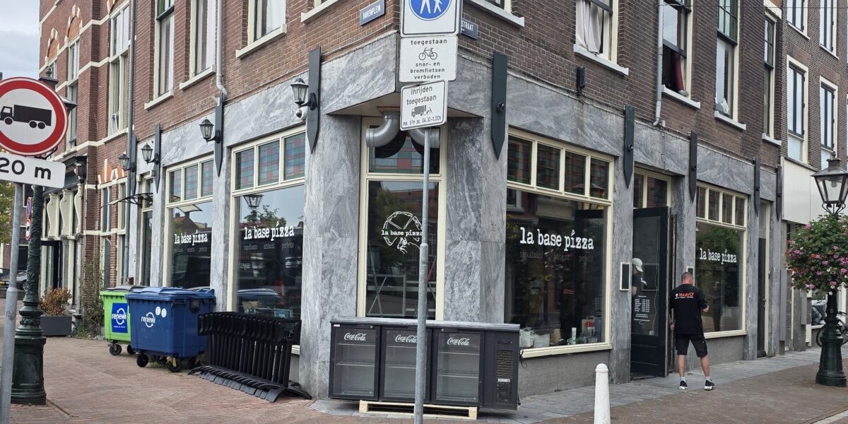 La Base Pizza (Leiden), Havenplein 2 (Centrum)