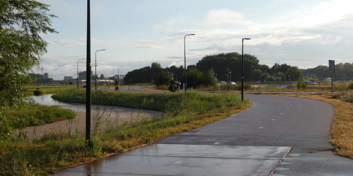 Snelfietsroute Leiden-Wassenaar ruim een jaar dicht voor aanleg WarmtelinQ