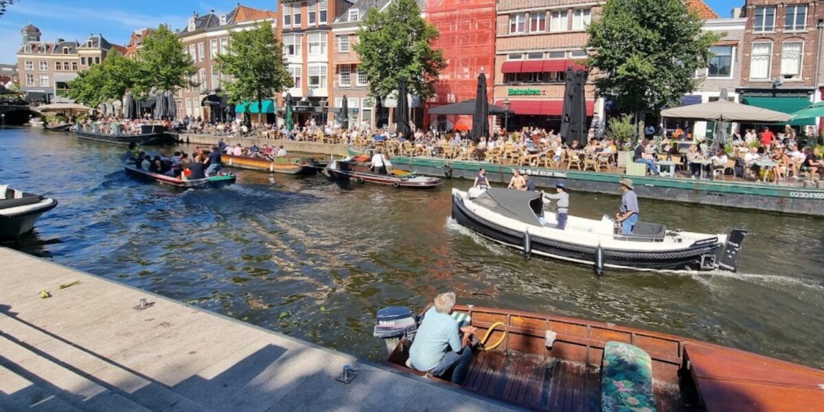Vaarroute Leiden - Haarlem afgesloten wegens droogtemaatregelen