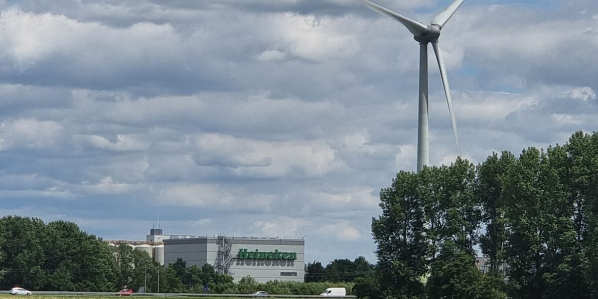 Heinekenfabriek Zoeterwoude gaat meer betalen voor CO2-uitstoot, zolang die er is