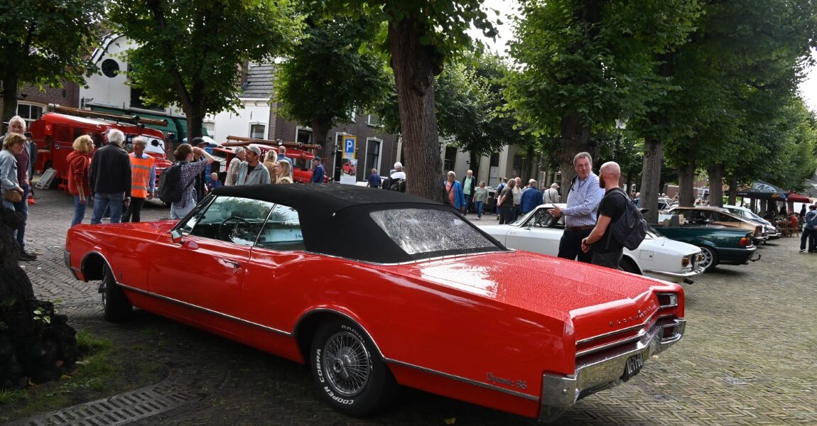 Oldtimerdag tijdens het Weekend van Voorschoten