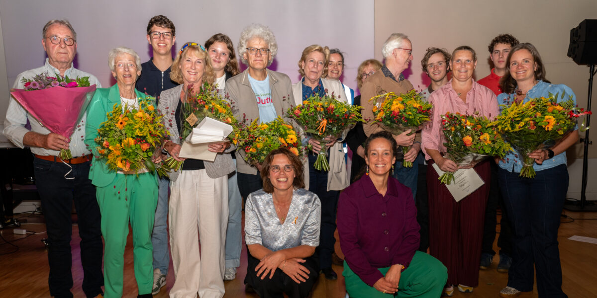 Vijf Voorschoten Awards uitgereikt tijdens feestelijke bijeenkomst in Dorpskerk