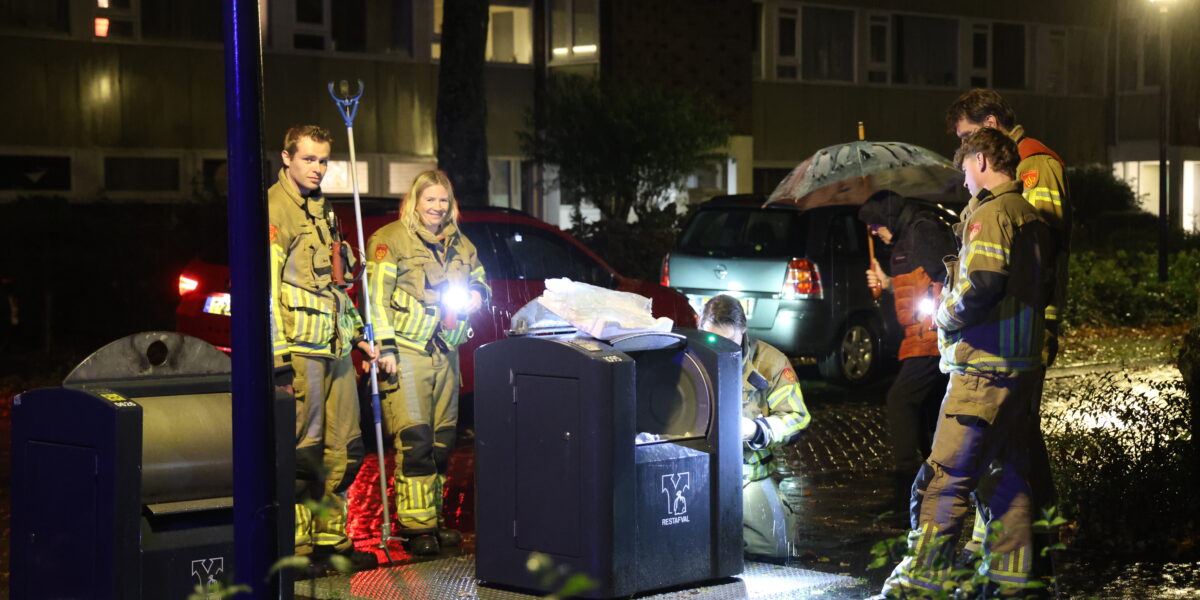 Autosleutel belandt in ondergrondse afvalcontainer