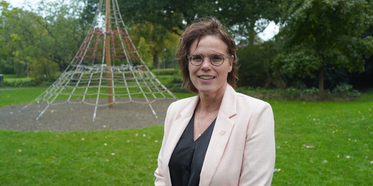 Politiek071: De Nieuwkomers - Rachèl van Hellemondt is wethouder in Voorschoten