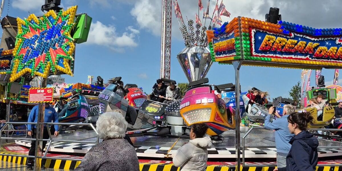 Drukte op eerste dag 3 oktoberkermis