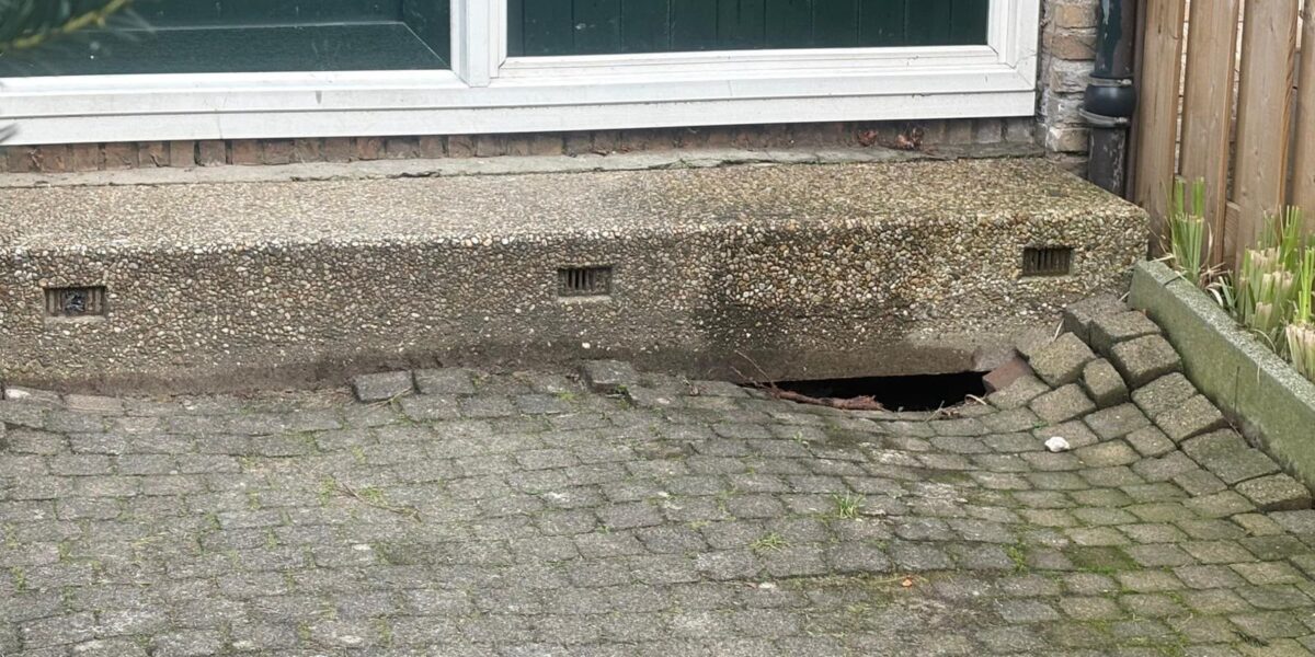 Zorgen in Adegeest nemen toe na verzakkingen en trillingen